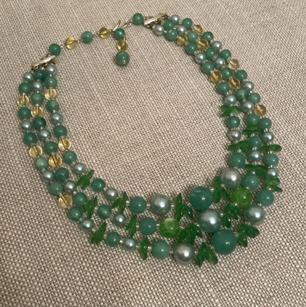 VTG 3 Strand Necklace Japan Green Graduated Faux Pearl Faceted Bead Boho Classic